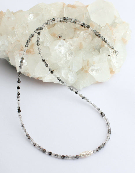 Turmalinquarz (Bergkristall mit Schörl) Halskette in 925 Silber Verschluss