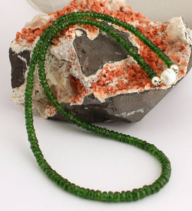 Natur Chromdiopsid Kette Edelsteinkette Collier 925 Silber Schmuck grün Russland